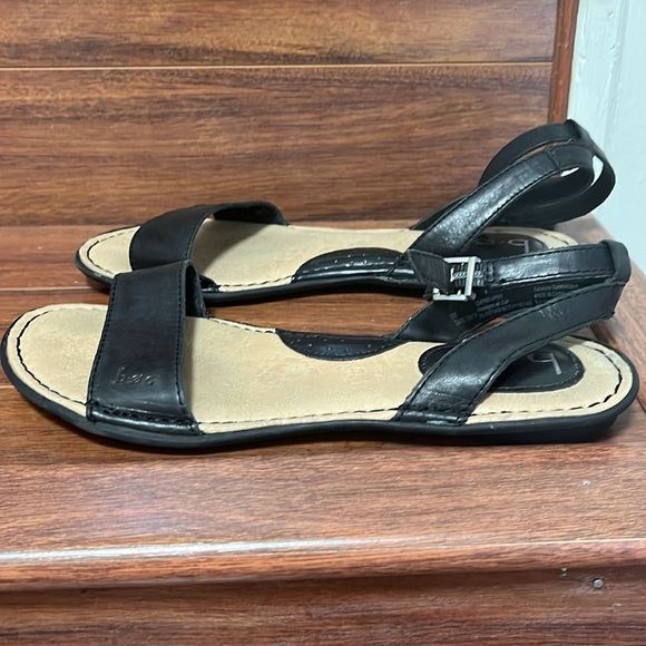 b.o.c. Sandals - Picture 4 of 4